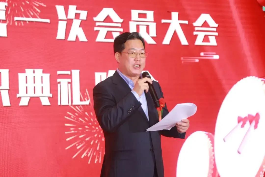 抚州景德镇商会会长人员__景德镇陶瓷商会会长